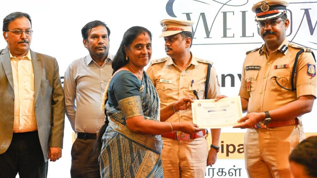 Schools in Coimbatore recognised for effective implementation of ‘Uyir Kutty Cops’ programme 176144
