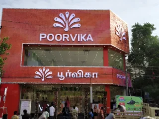 poorvika picsart aiimageenhancer