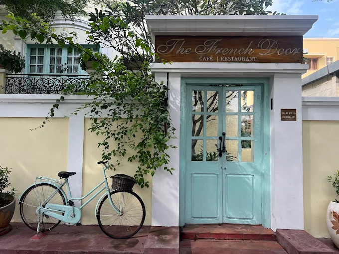 The French Door (Café & Restaurant)